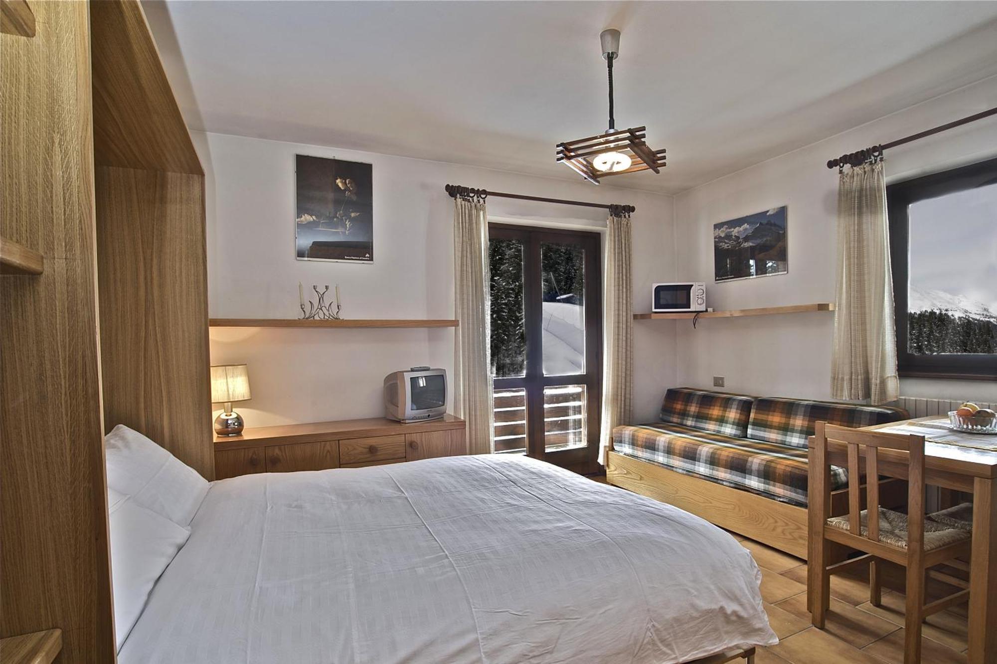 Residence Raffaella Santa Caterina Valfurva Habitación foto